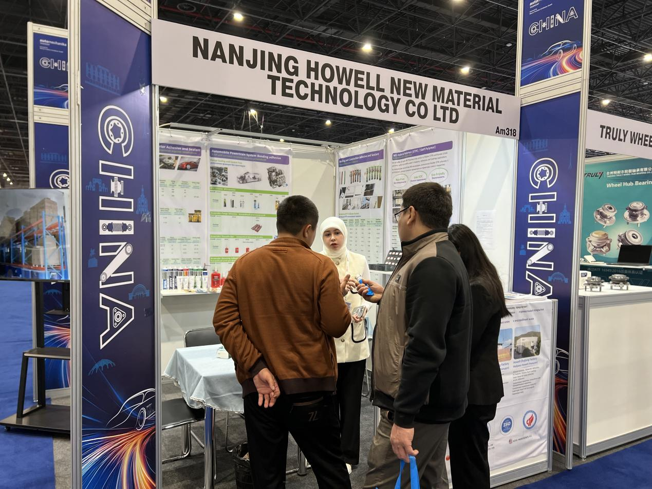 Automechanika Tashkent 2025 – Nanjing Howell exhibe adhesivos automotrices avanzados en la exposición Automechanika de Frankfurt en Uzbekistán